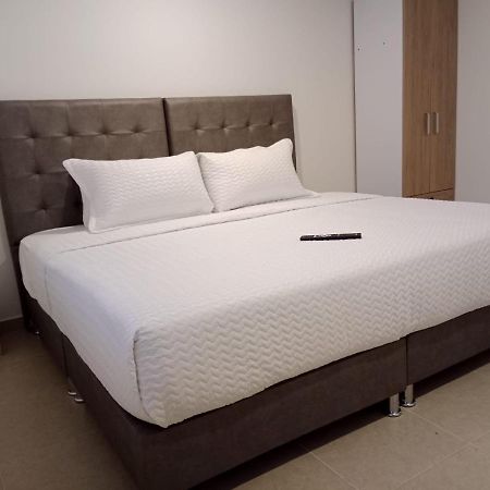 Aparta Suite Plaza Premium Bogota Buitenkant foto