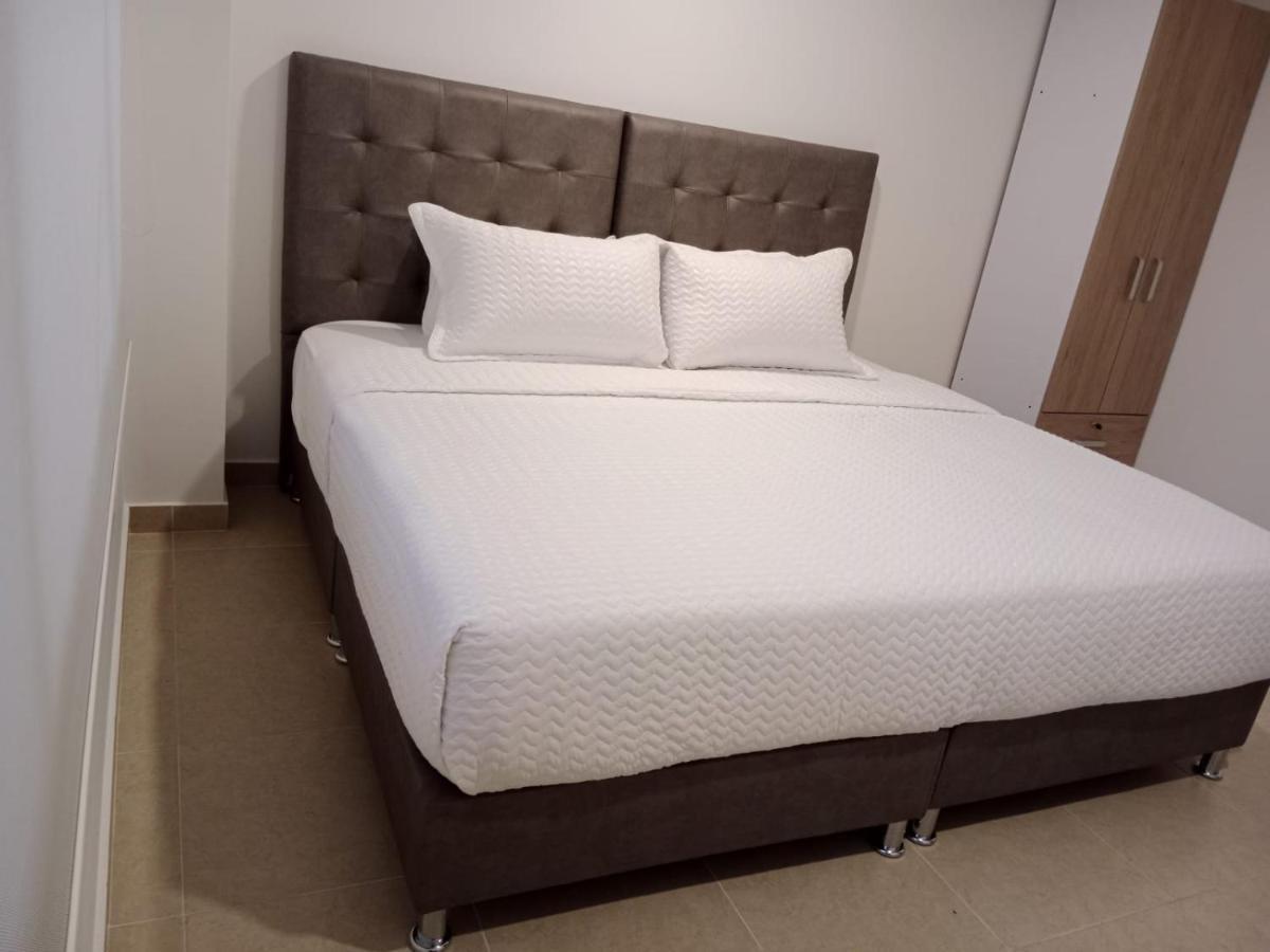 Aparta Suite Plaza Premium Bogota Buitenkant foto