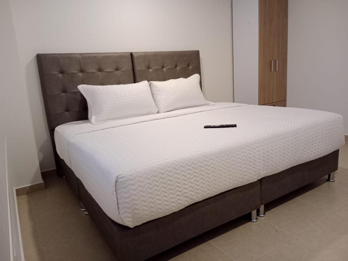 Aparta Suite Plaza Premium Bogota Buitenkant foto