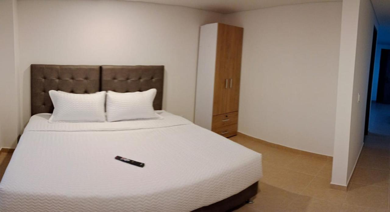 Aparta Suite Plaza Premium Bogota Buitenkant foto